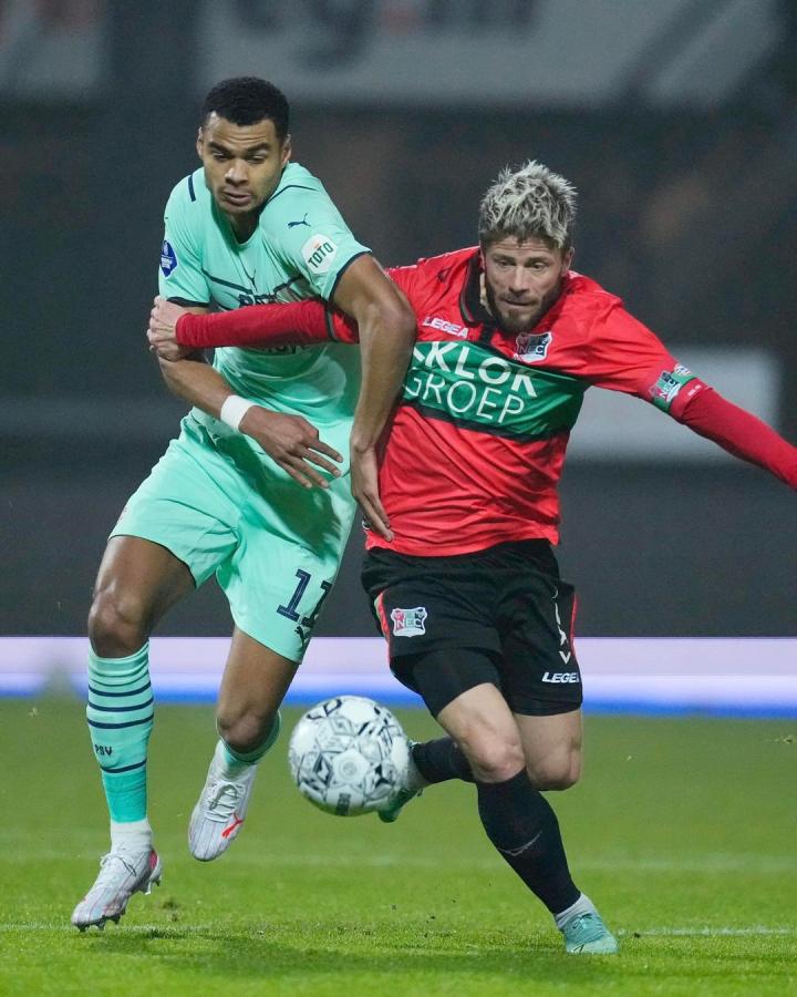 绕核心球员 绕核心球员